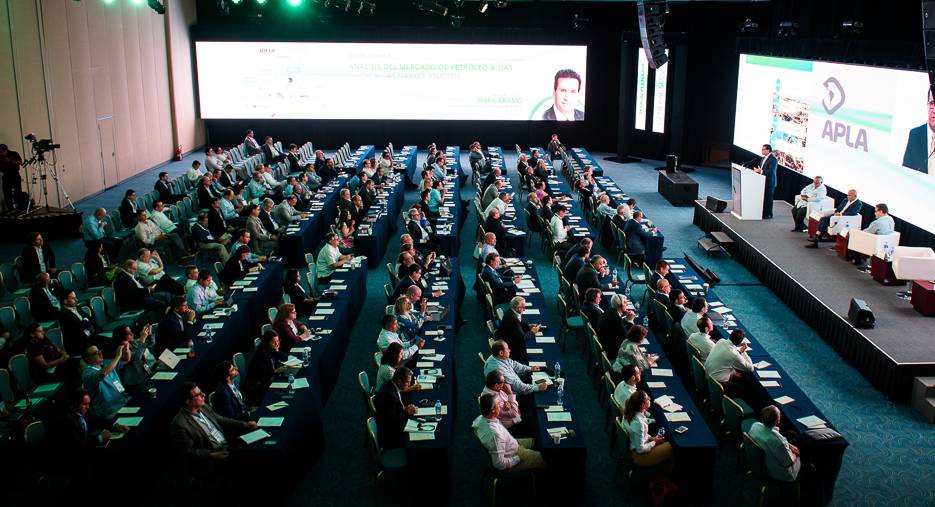 LA INDUSTRIA QUÍMICA QUIERE Y PUEDE SER MOTOR DE DESARROLLO PARA MÉXICO